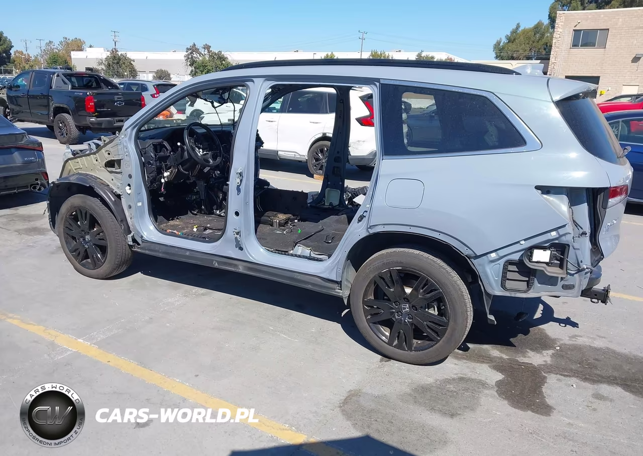 2022 Honda Pilot 2Wd Special Edition VIN:5FNYF5H29NB016582 - 3