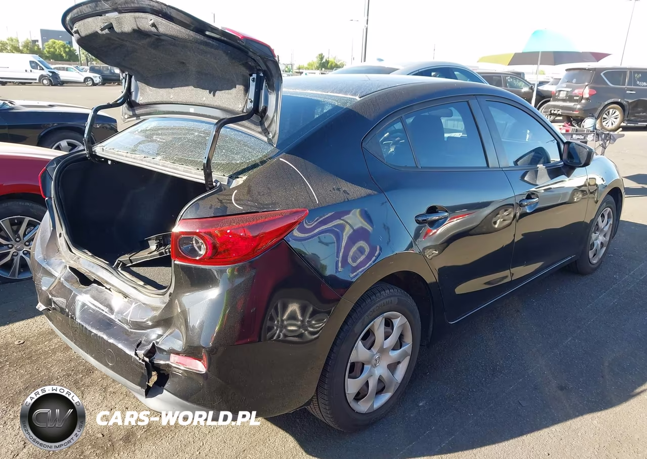 2015 Mazda Mazda3 I Sport VIN:JM1BM1U73F1229429 - 4