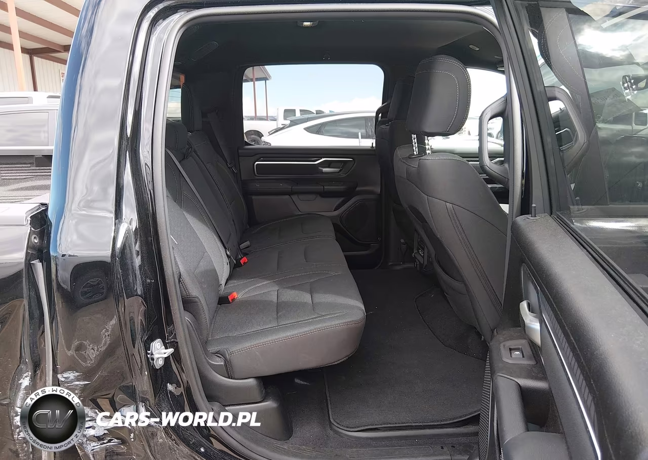 2026 Ram 1500 Big Horn 4X4 5'7 Box VIN:3C6SRFFP0T4164234 - 8