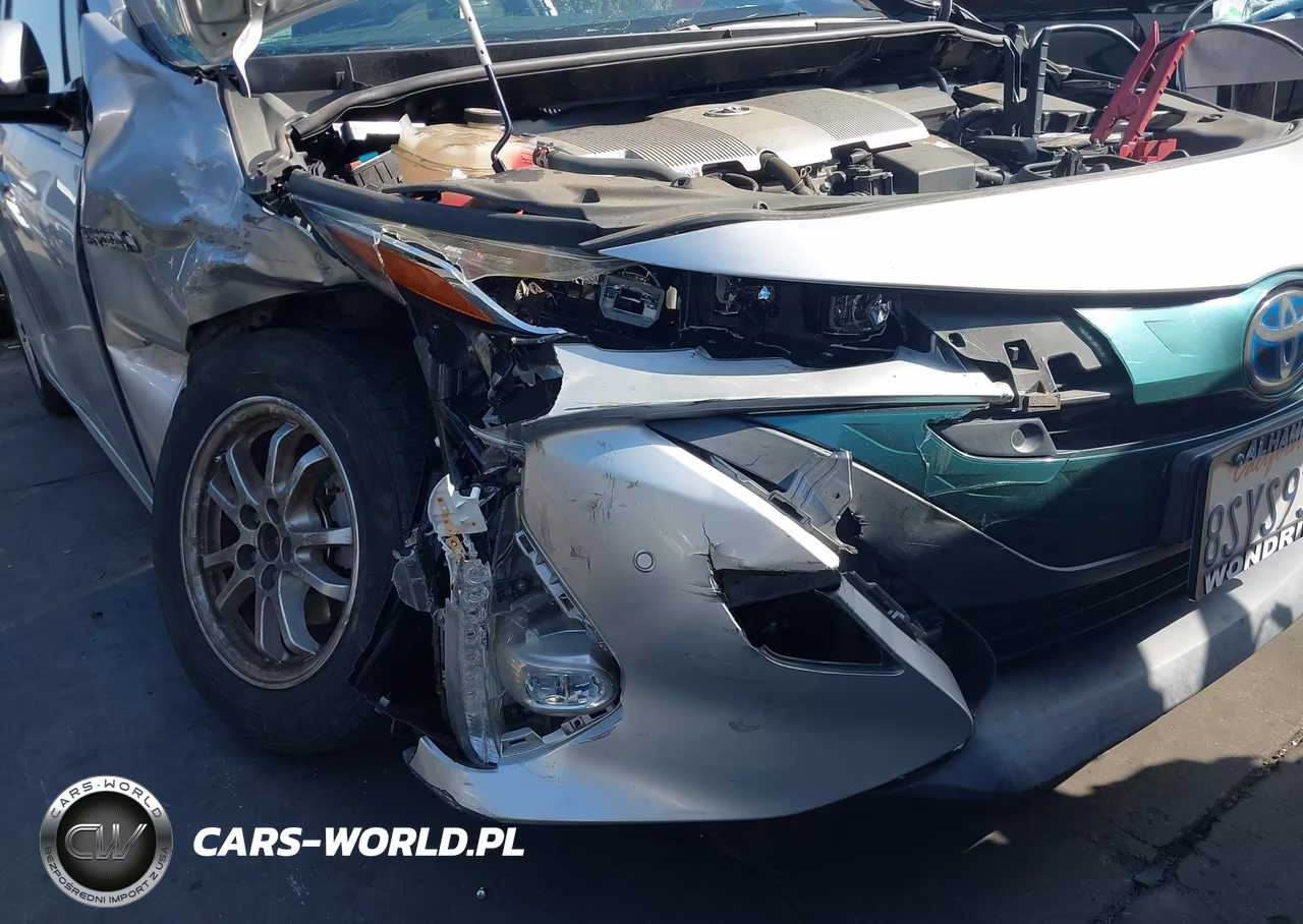 2017 Toyota Prius Prime Advanced VIN:JTDKARFP9H3047021 - 12