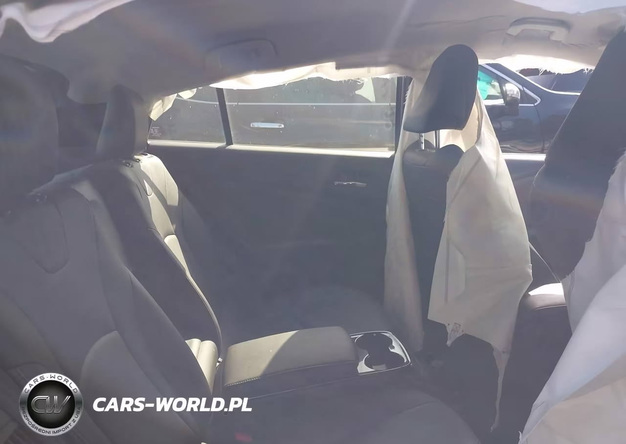 2017 Toyota Prius Prime Advanced VIN:JTDKARFP9H3047021 - 8