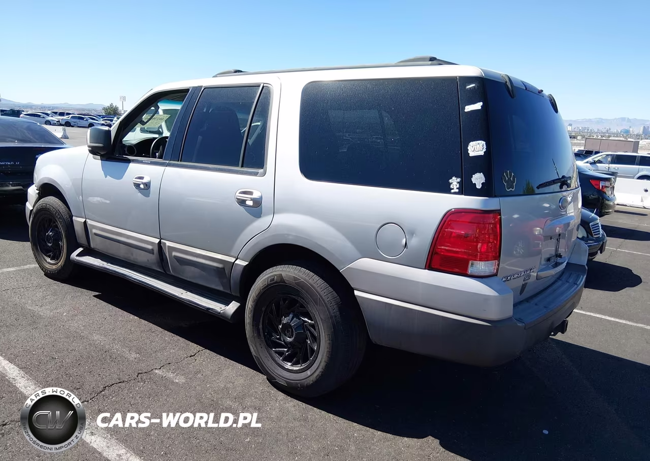 2004 Ford Expedition Xlt VIN:1FMEU15W44LA22273 - 3