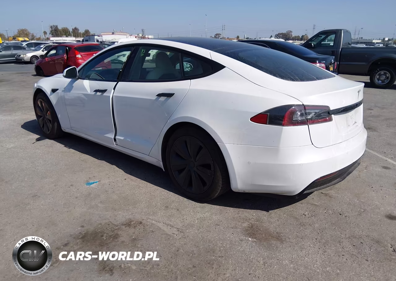 2021 Tesla Model S Long Range Dual Motor All-Wheel Drive VIN:5YJSA1E52MF440390 - 3