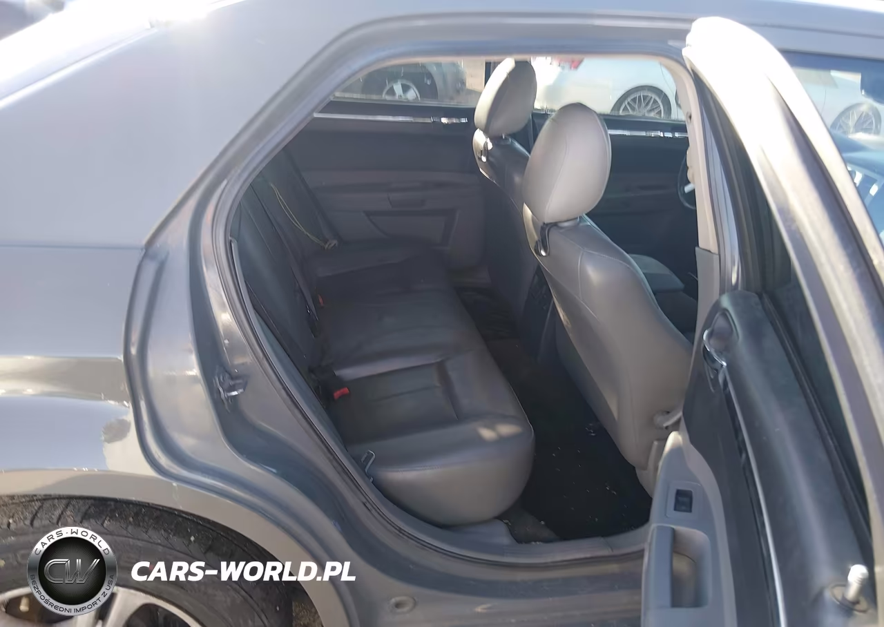 2005 Chrysler 300 Touring VIN:2C3JA53GX5H589699 - 8