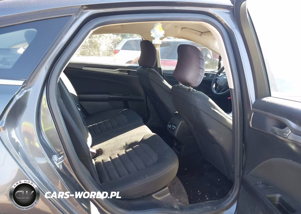 2018 Ford Fusion Hybrid Se VIN:3FA6P0LUXJR286547 - 8