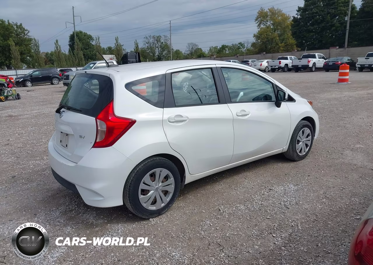 2017 Nissan Versa Note Sv VIN:3N1CE2CP1HL371253 - 4
