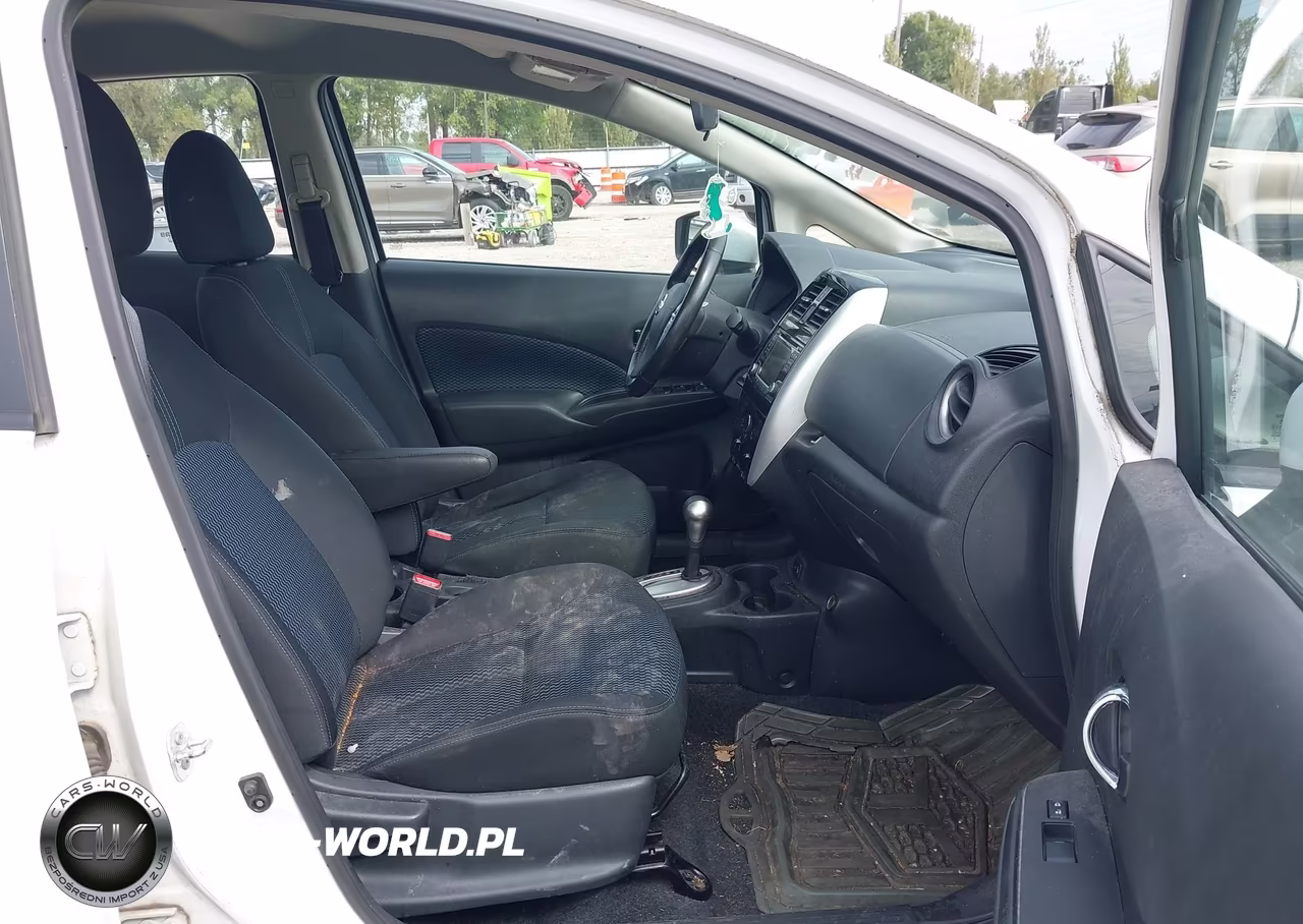 2017 Nissan Versa Note Sv VIN:3N1CE2CP1HL371253 - 5