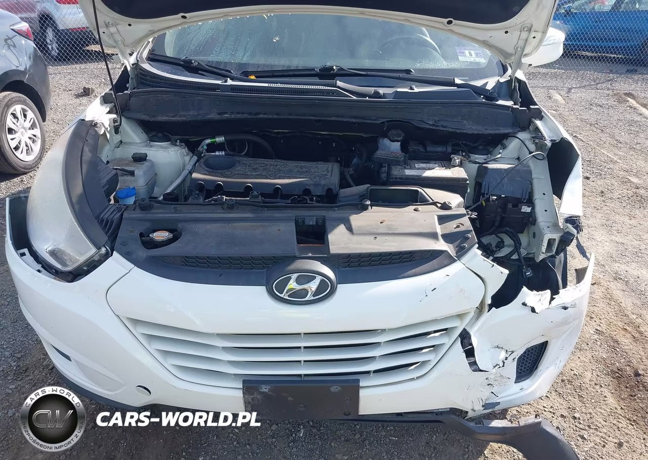 2012 Hyundai Tucson Gls VIN:KM8JUCAC1CU335473 - 12