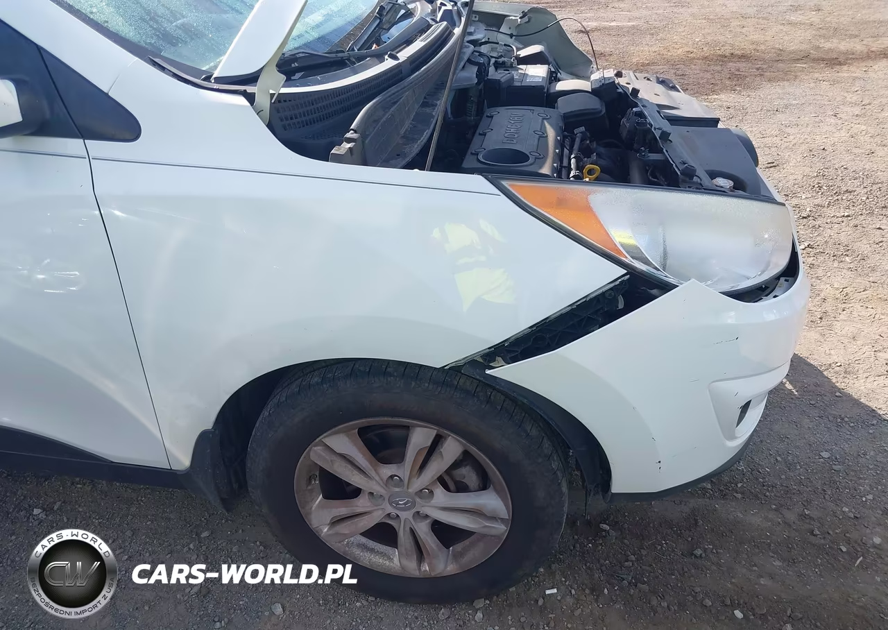 2012 Hyundai Tucson Gls VIN:KM8JUCAC1CU335473 - 13
