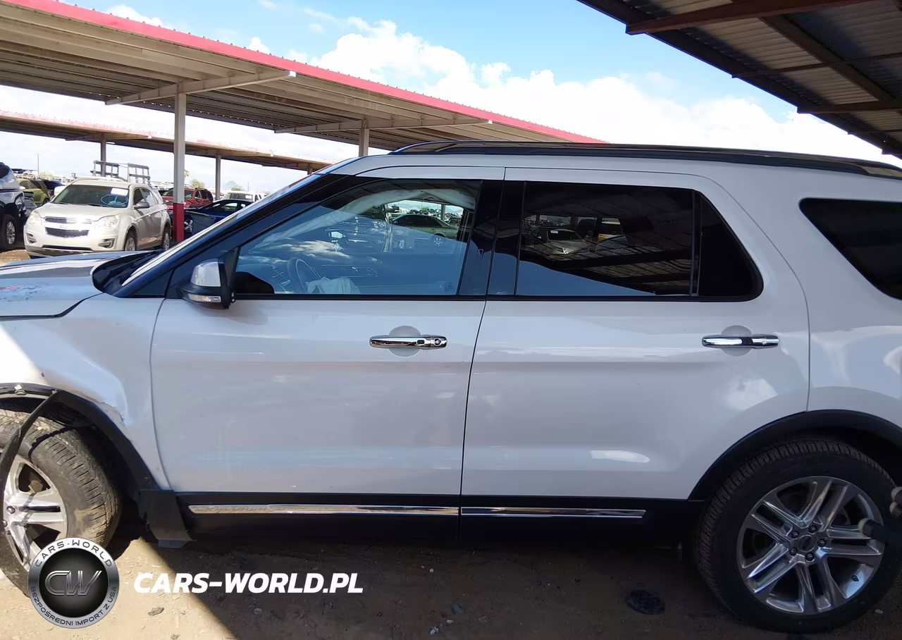 2017 Ford Explorer Limited VIN:1FM5K8F80HGB00139 - 14