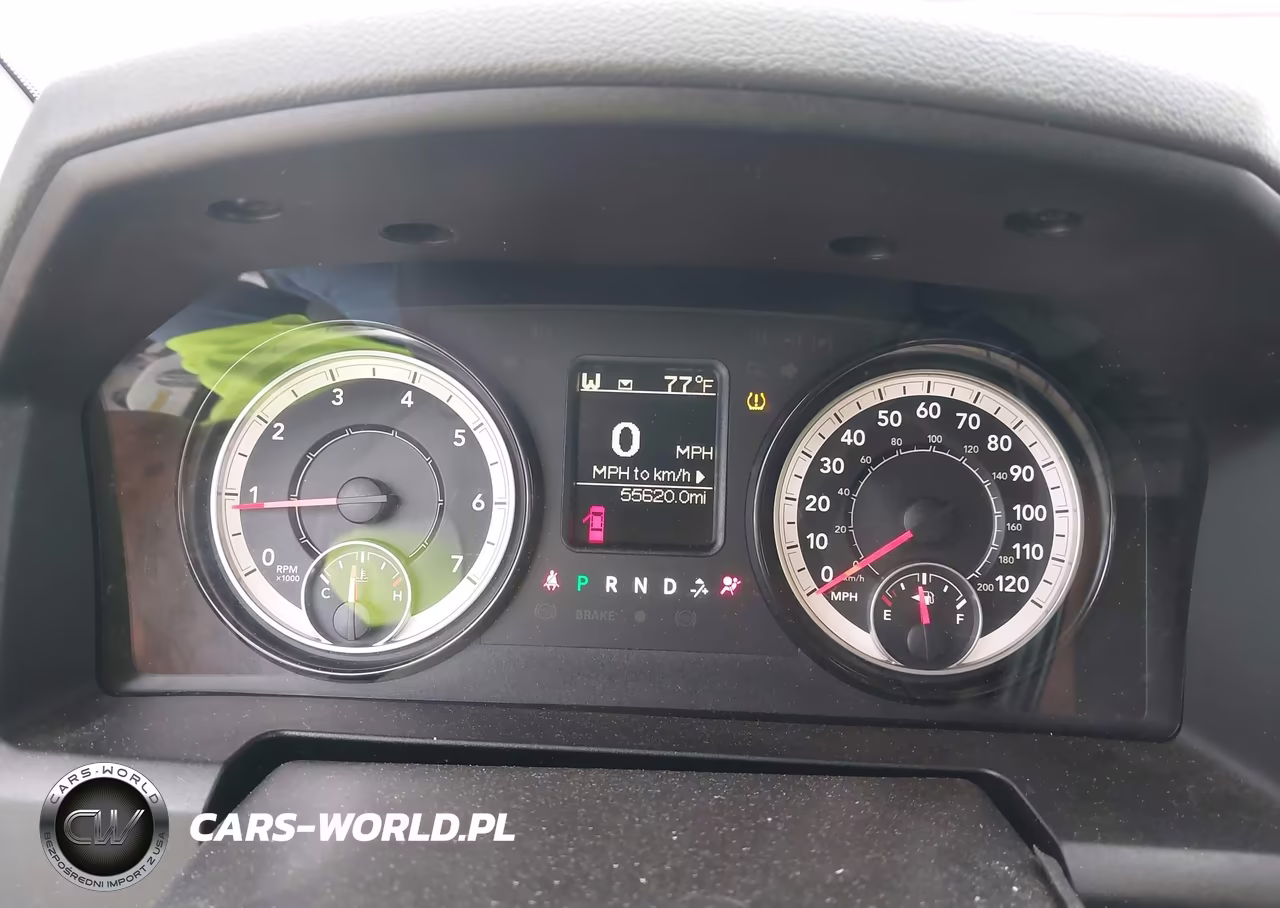 2018 Ram 2500 Tradesman 4X4 8' Box VIN:3C6TR5HT3JG375223 - 7