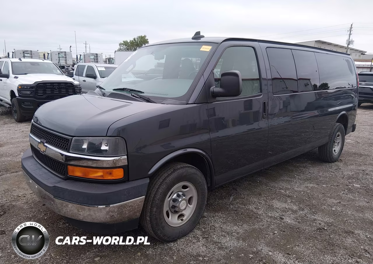 2017 Chevrolet Express 3500 Lt VIN:1GAZGPFGXH1275440 - 2
