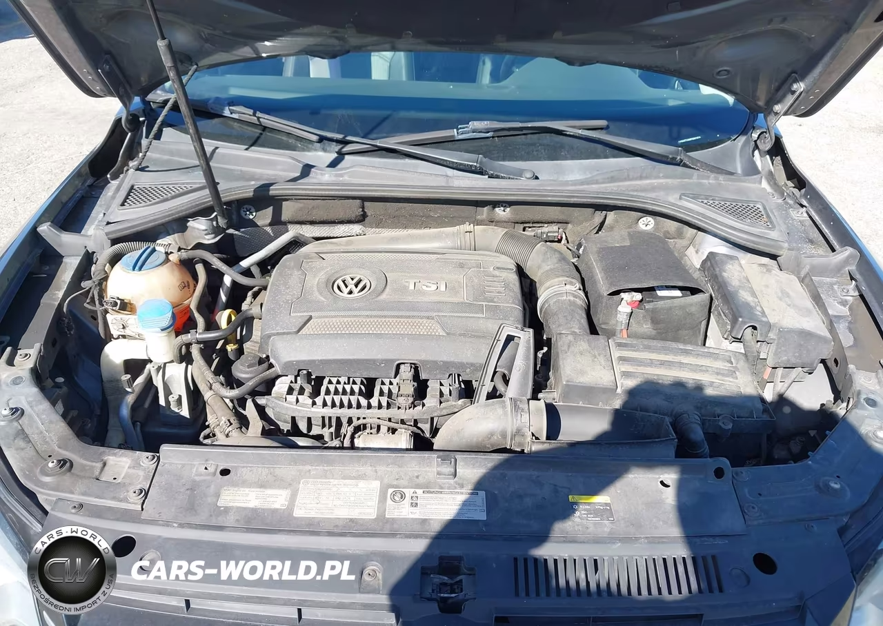 2015 Volkswagen Passat 1.8T Wolfsburg Edition VIN:1VWAT7A30FC061074 - 10