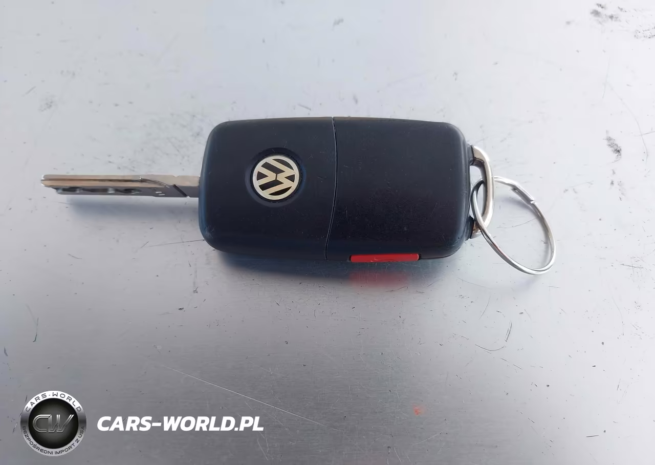 2015 Volkswagen Passat 1.8T Wolfsburg Edition VIN:1VWAT7A30FC061074 - 11