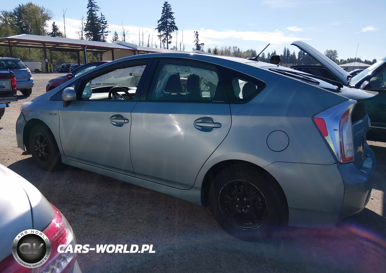 2014 Toyota Prius VIN:JTDKN3DU7E1774112 - 14