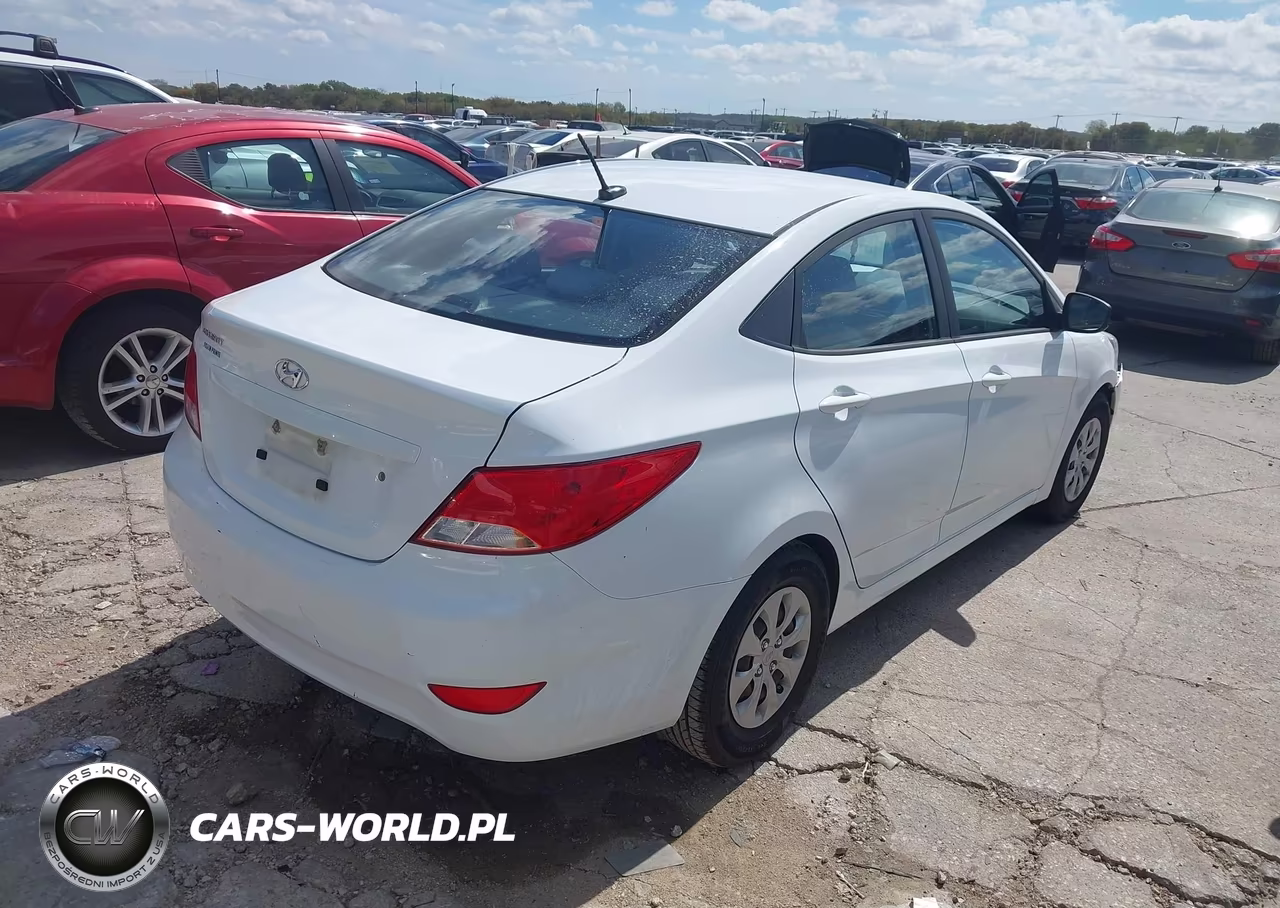 2017 Hyundai Accent Se VIN:KMHCT4AE3HU241802 - 4