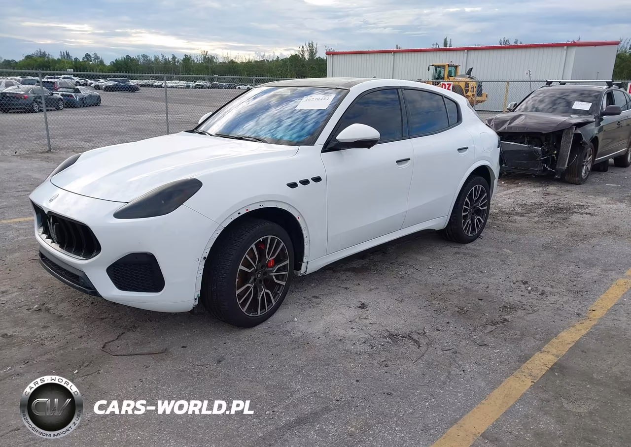 2023 Maserati Grecale Modena VIN:ZN682AVM6P7428914 - 2