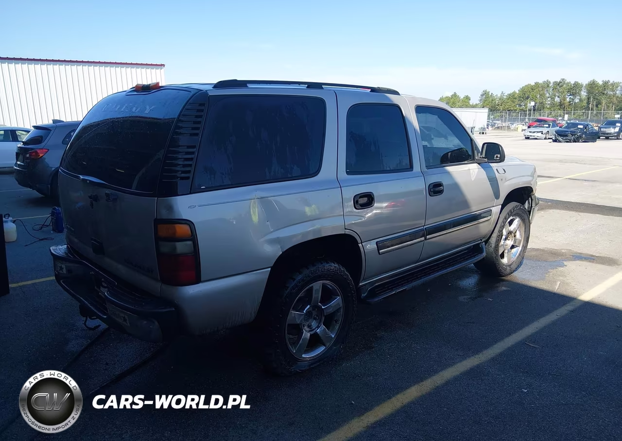 2004 Chevrolet Tahoe Ls VIN:1GNEC13V74J328324 - 4