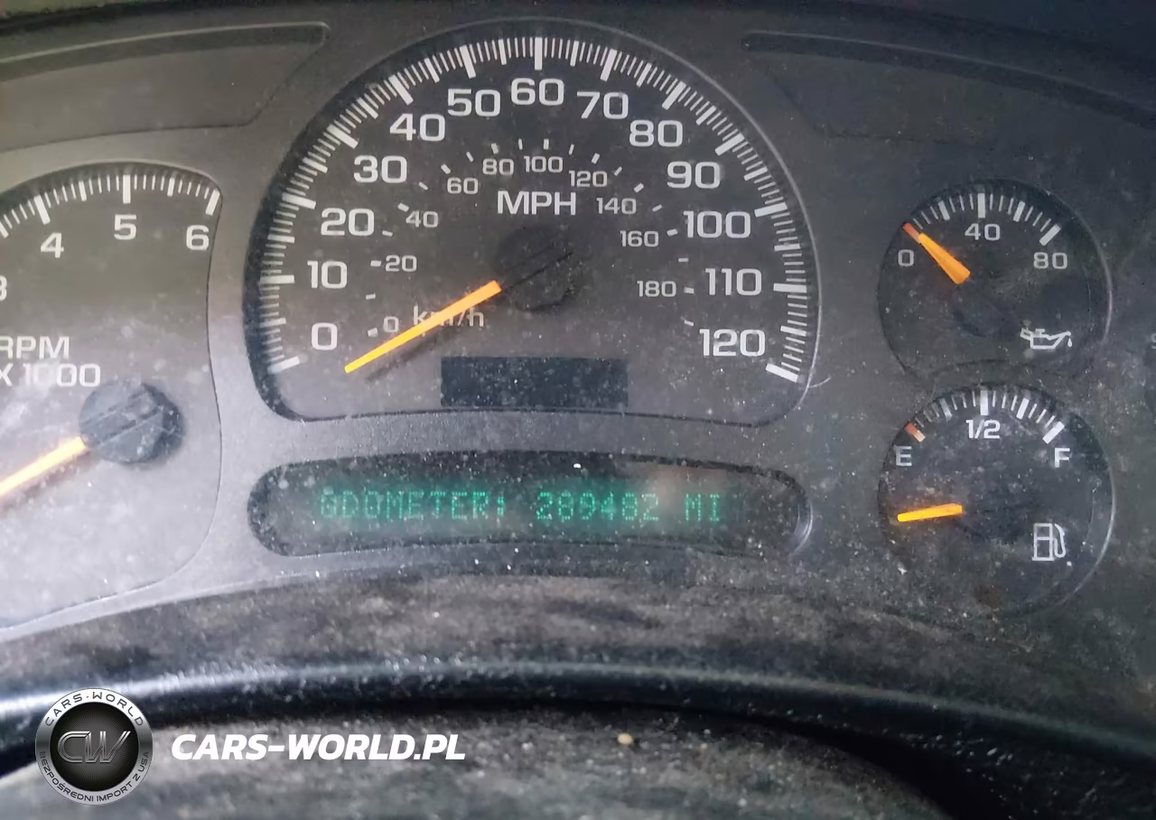 2004 Chevrolet Tahoe Ls VIN:1GNEC13V74J328324 - 7