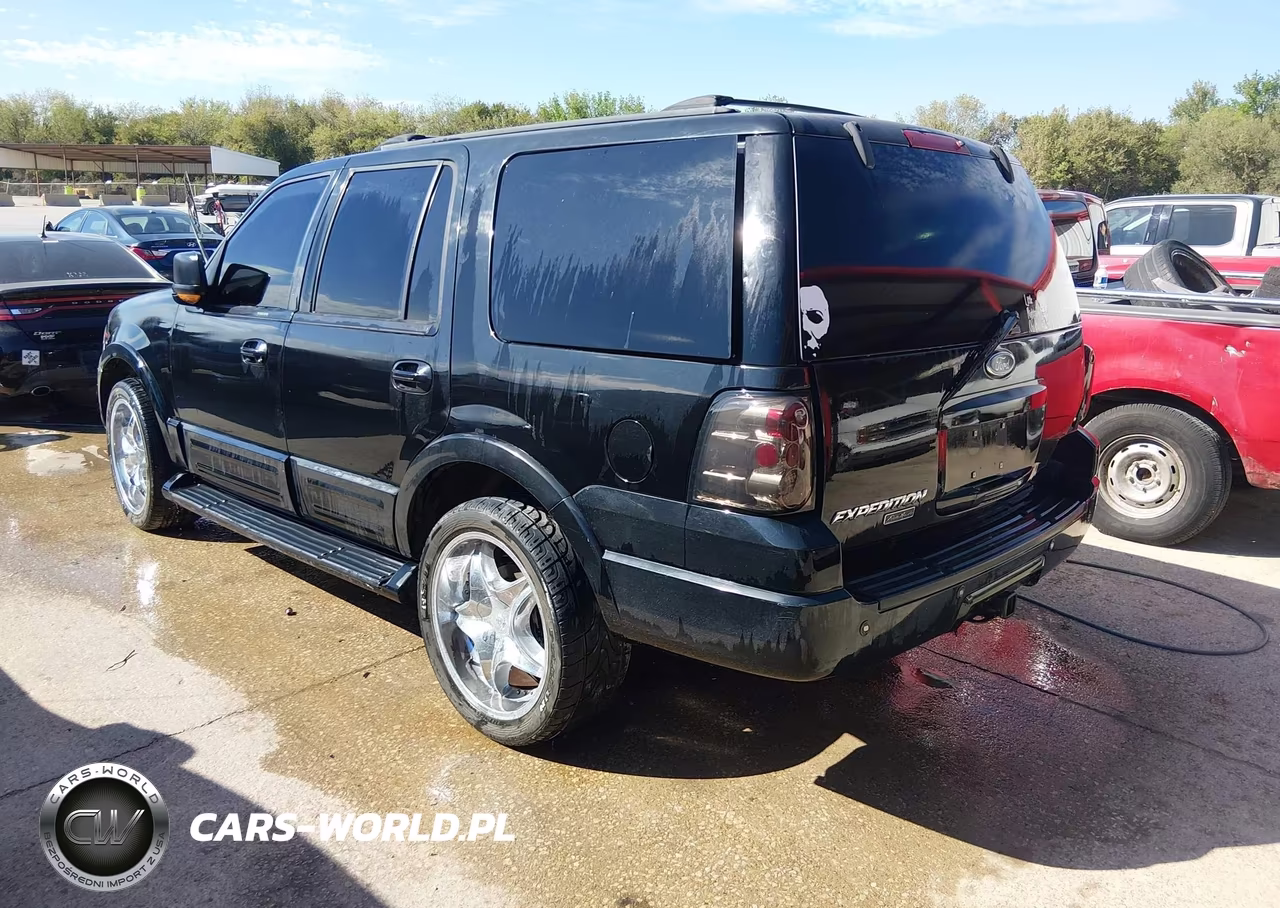 2004 Ford Expedition Eddie Bauer VIN:1FMPU17L74LB22511 - 3