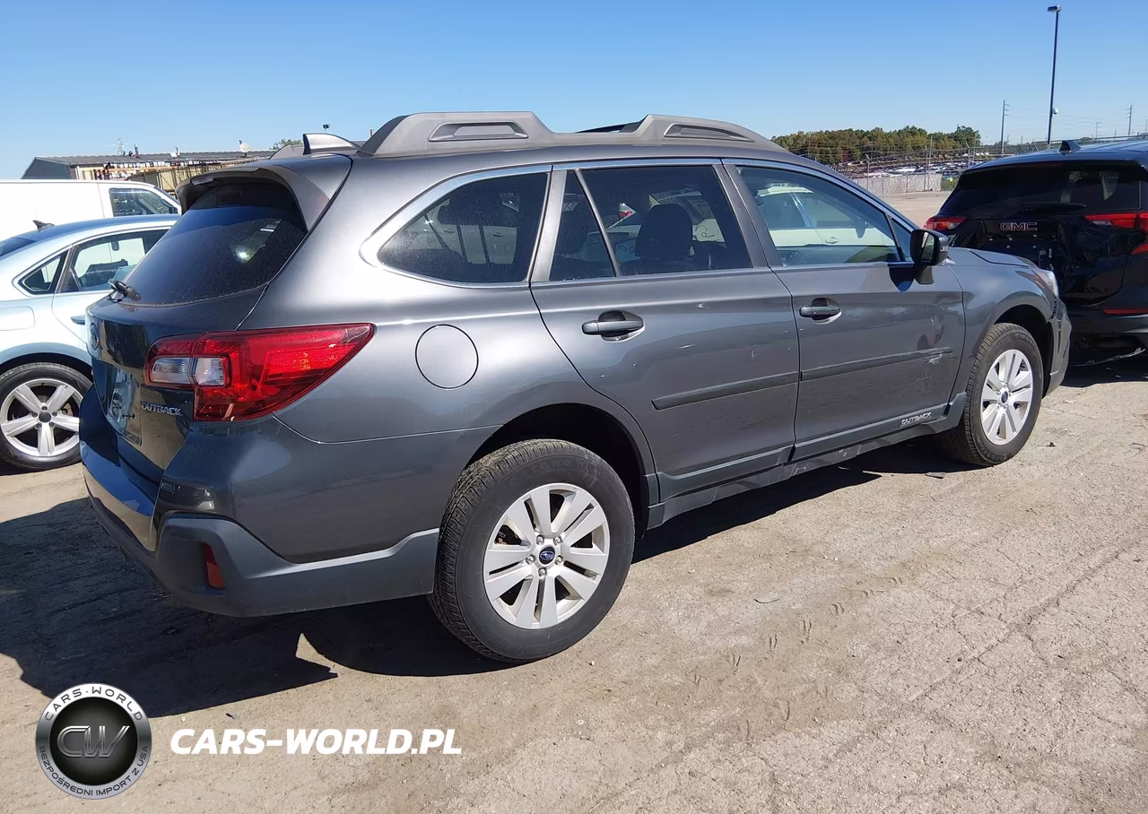 SUBARU OUTBACK 2. VIN:4S4BSAFC0J3327925 - 4