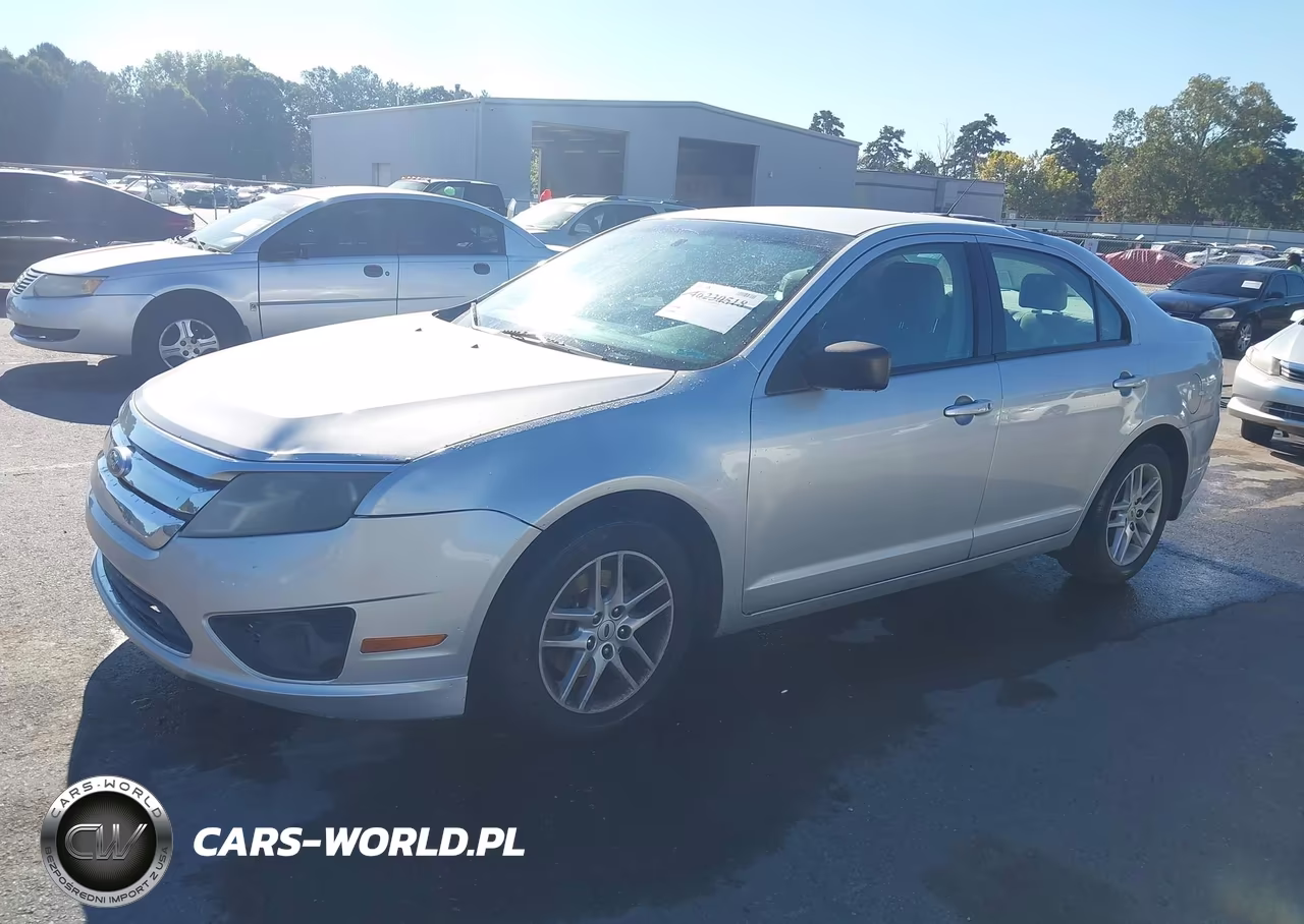 2012 Ford Fusion S VIN:3FAHP0GA0CR305134 - 2