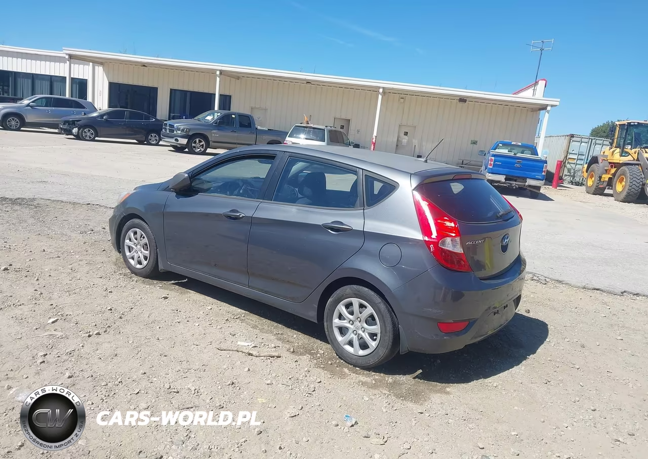 2012 Hyundai Accent Gs VIN:KMHCT5AE2CU012607 - 3