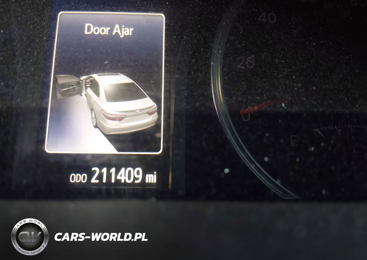 2015 Toyota Camry Se VIN:4T1BF1FK1FU042535 - 15