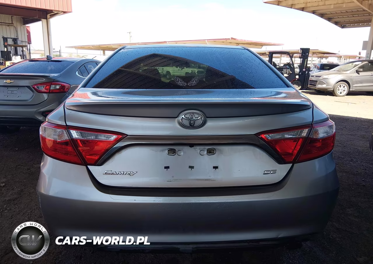 2015 Toyota Camry Se VIN:4T1BF1FK1FU042535 - 16