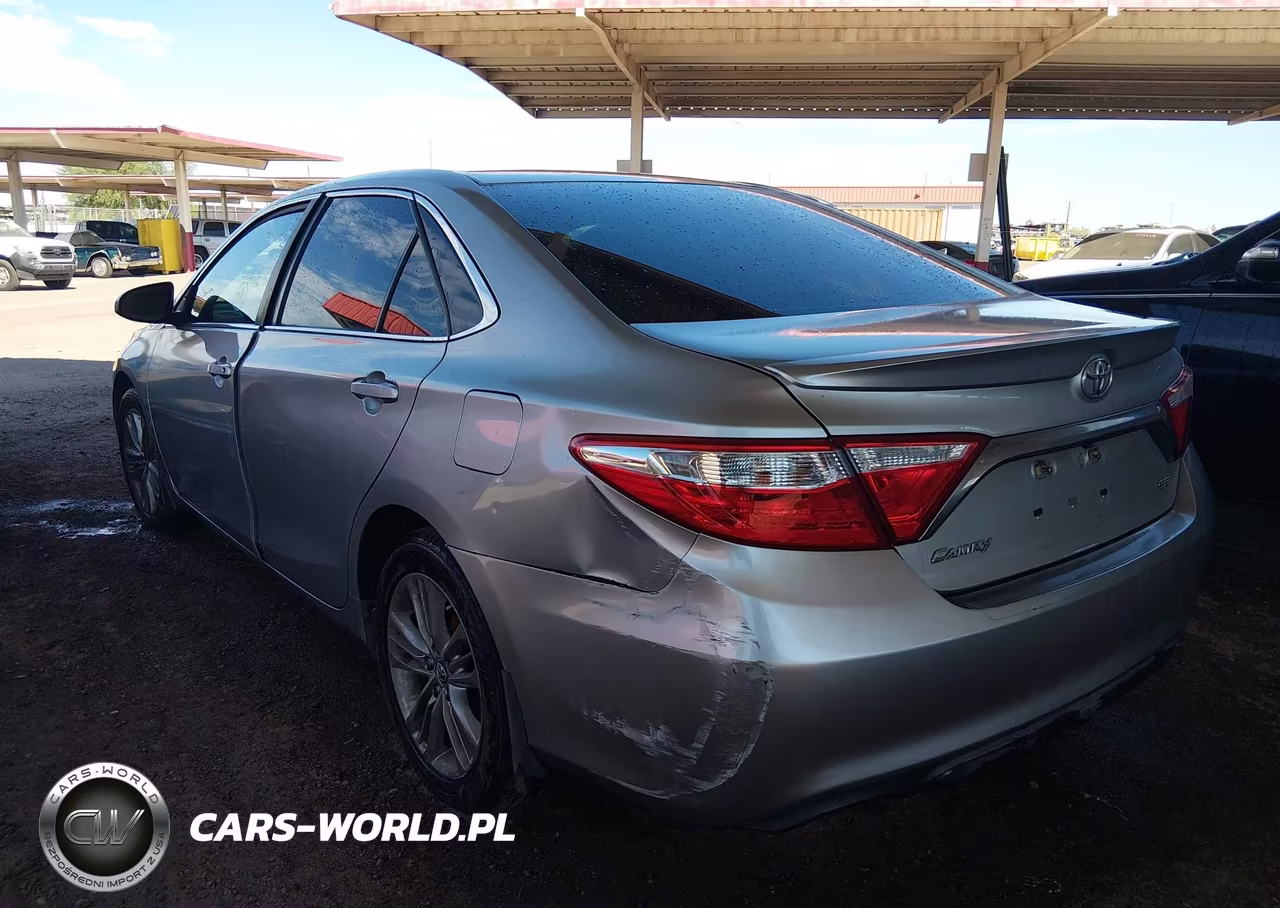 2015 Toyota Camry Se VIN:4T1BF1FK1FU042535 - 3