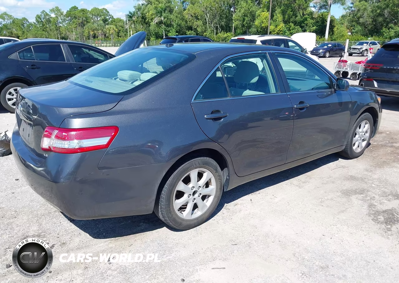 2011 Toyota Camry Le VIN:4T1BF3EK8BU175591 - 4