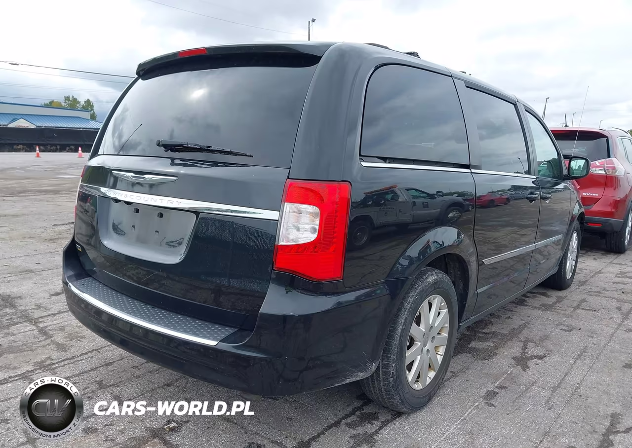 2016 Chrysler Town & Country Touring VIN:2C4RC1BG3GR238021 - 4