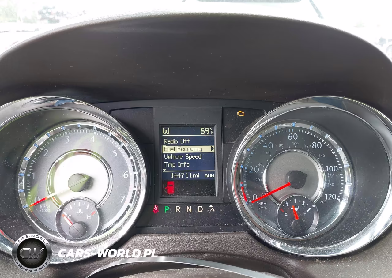 2016 Chrysler Town & Country Touring VIN:2C4RC1BG3GR238021 - 7