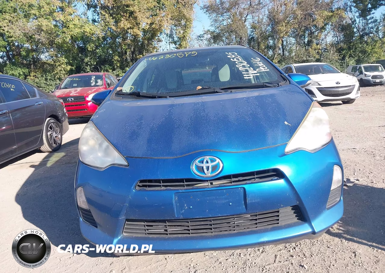 2013 Toyota Prius C One VIN:JTDKDTB35D1553507 - 12