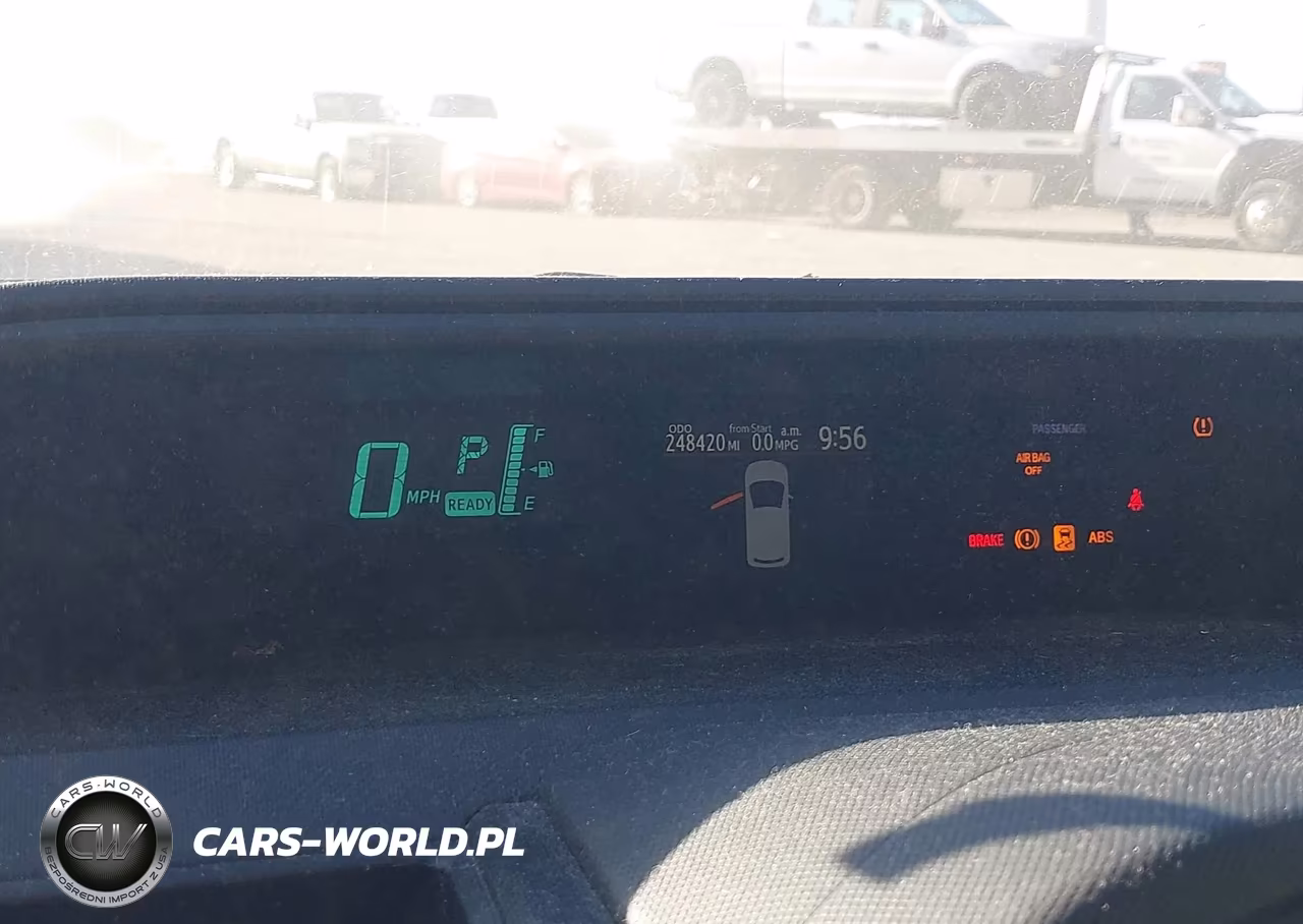 2013 Toyota Prius C One VIN:JTDKDTB35D1553507 - 15