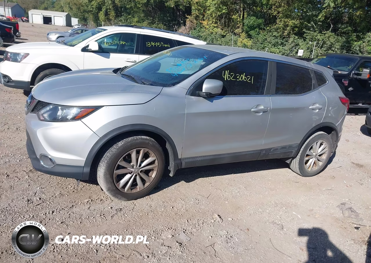 2018 Nissan Rogue Sport S VIN:JN1BJ1CP7JW101297 - 14