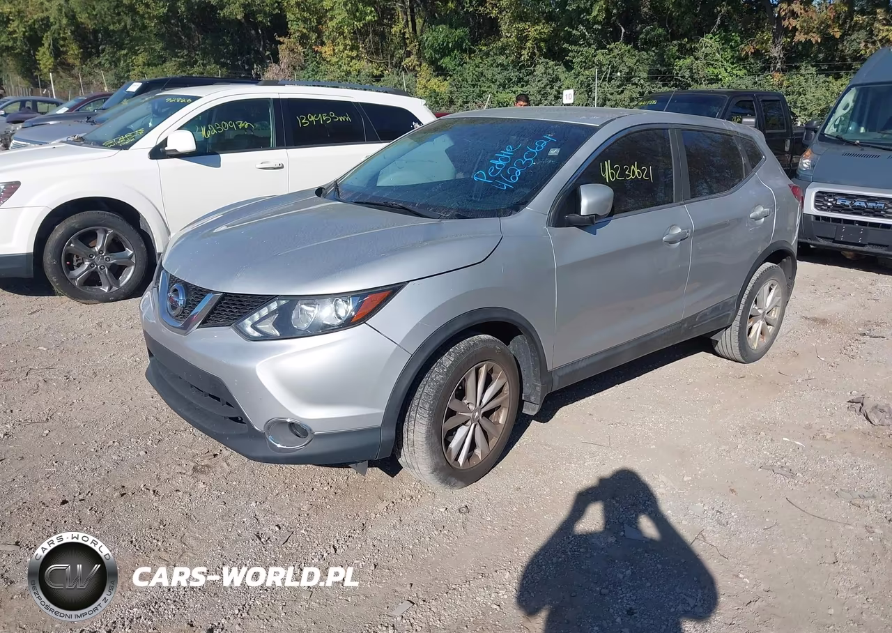 2018 Nissan Rogue Sport S VIN:JN1BJ1CP7JW101297 - 2