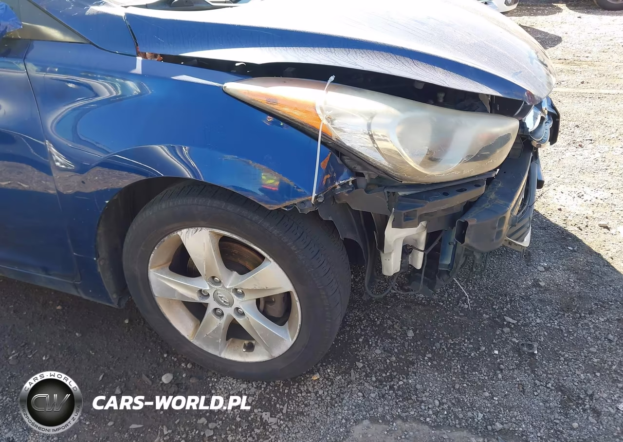 2013 Hyundai Elantra Gls VIN:KMHDH4AE1DU749735 - 14