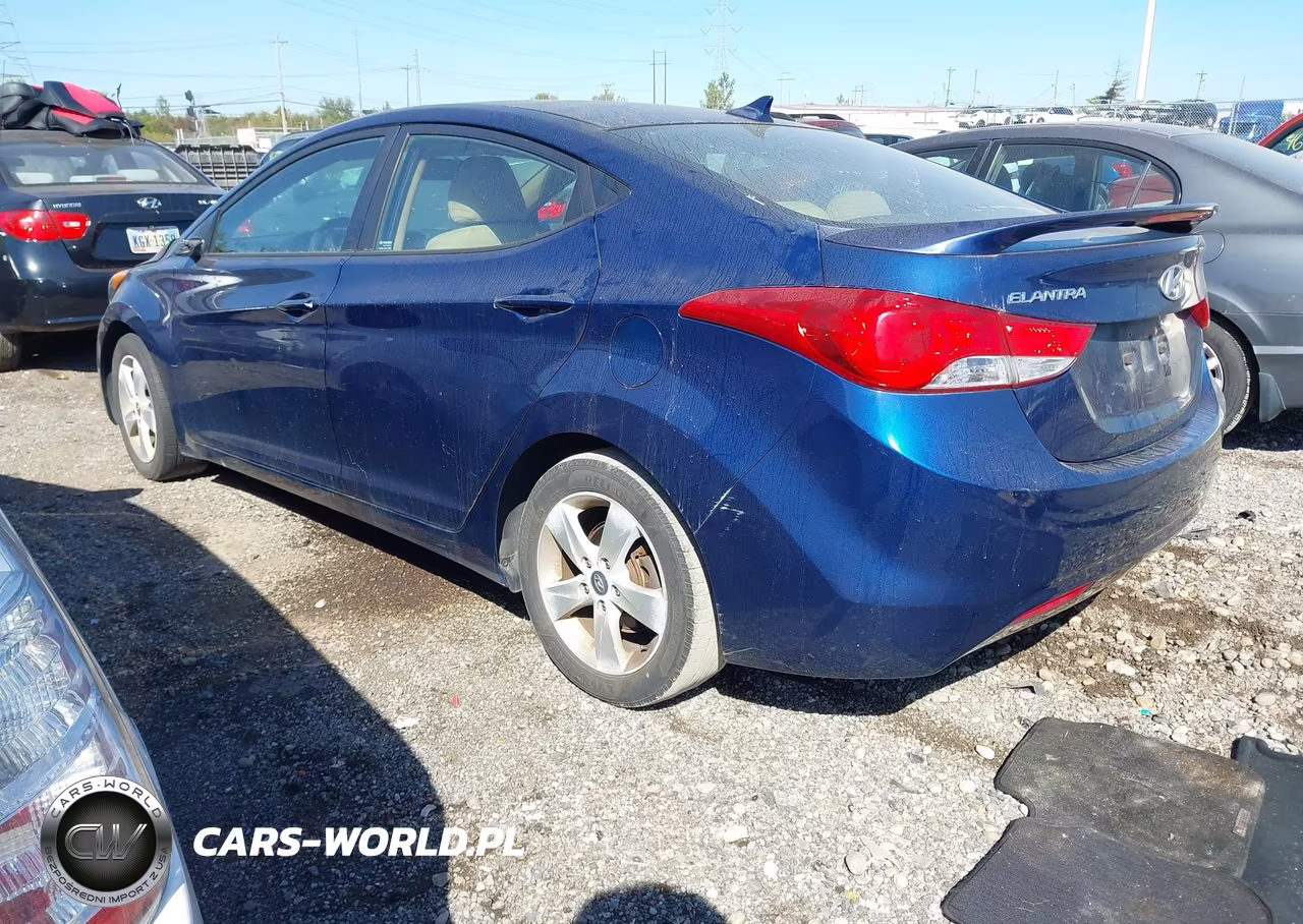 2013 Hyundai Elantra Gls VIN:KMHDH4AE1DU749735 - 3