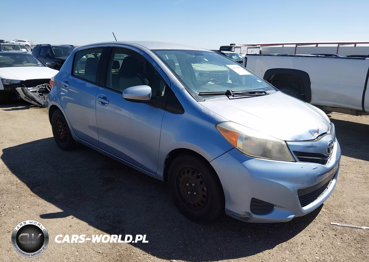 2013 Toyota Yaris Le