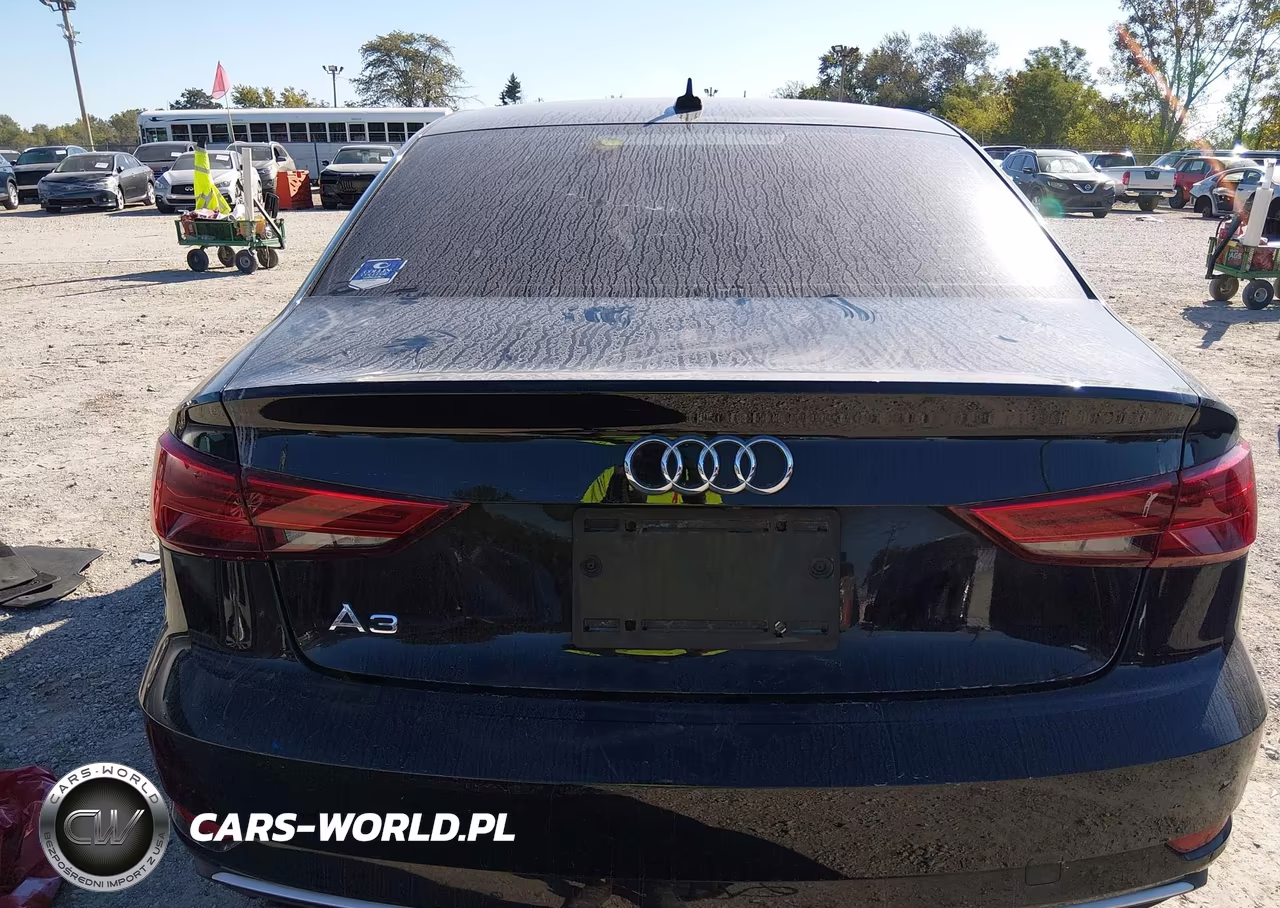 2017 Audi A3 2.0T Premium VIN:WAUAUGFF0H1067178 - 16