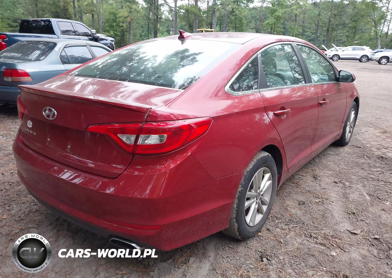 2015 Hyundai Sonata Se VIN:5NPE24AF1FH186573 - 4