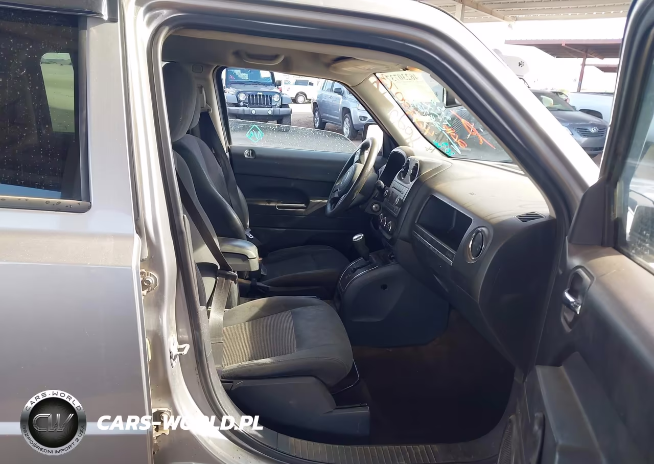 2016 Jeep Patriot Sport VIN:1C4NJPBB9GD528763 - 5