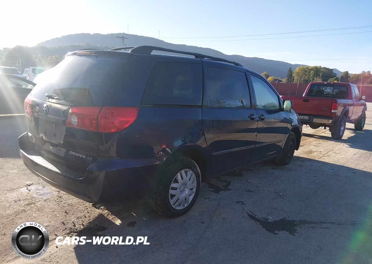 2007 Toyota Sienna Le VIN:5TDZK23CX7S086492 - 4
