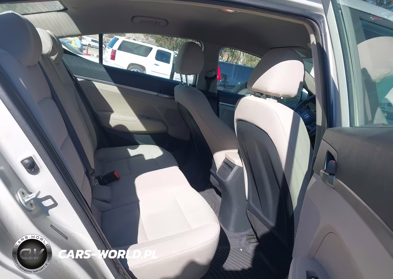 2017 Hyundai Elantra Se VIN:5NPD74LF9HH085892 - 8