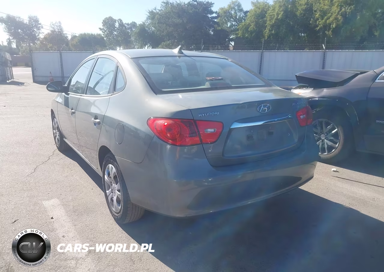 2010 Hyundai Elantra Gls VIN:KMHDU4AD9AU165341 - 3