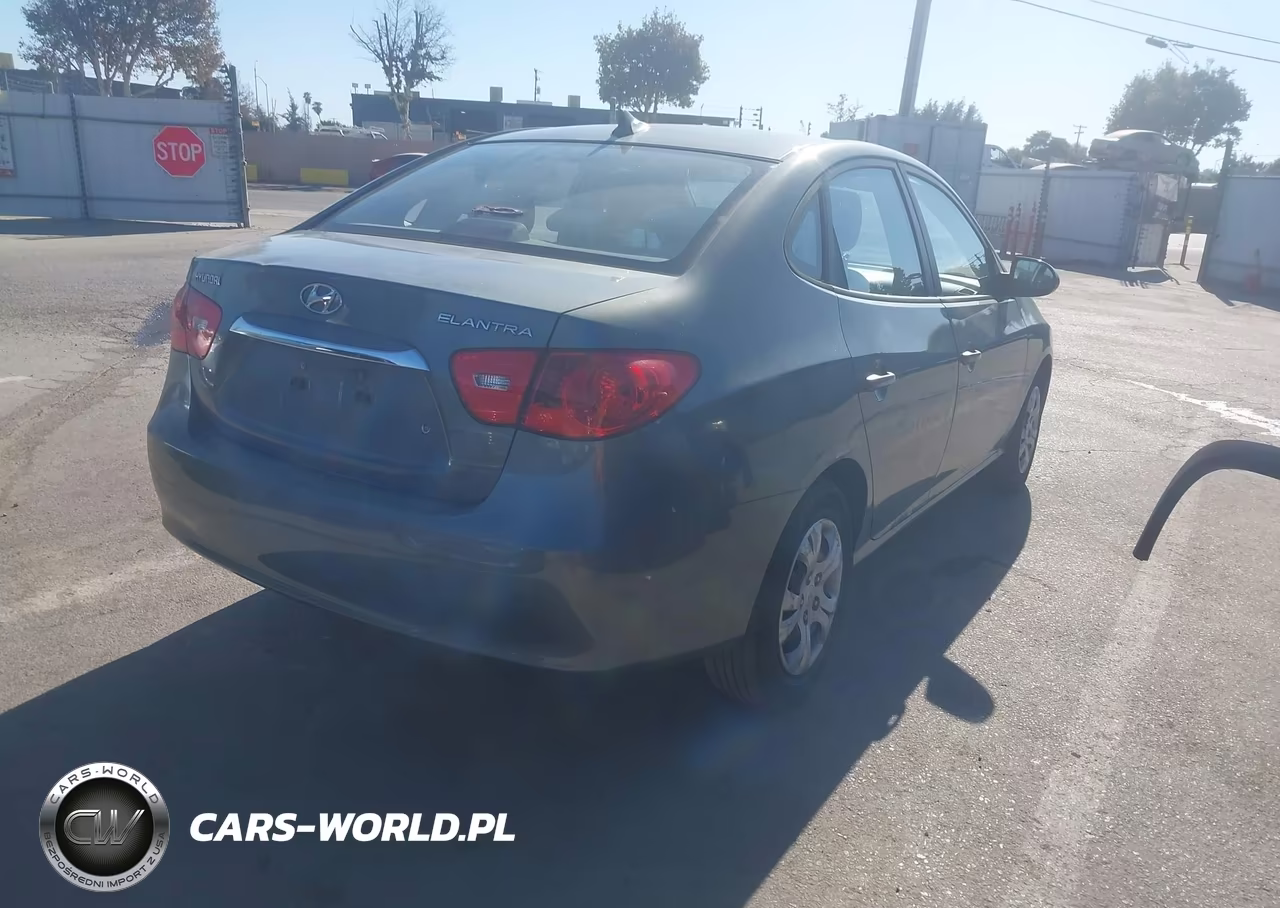 2010 Hyundai Elantra Gls VIN:KMHDU4AD9AU165341 - 4