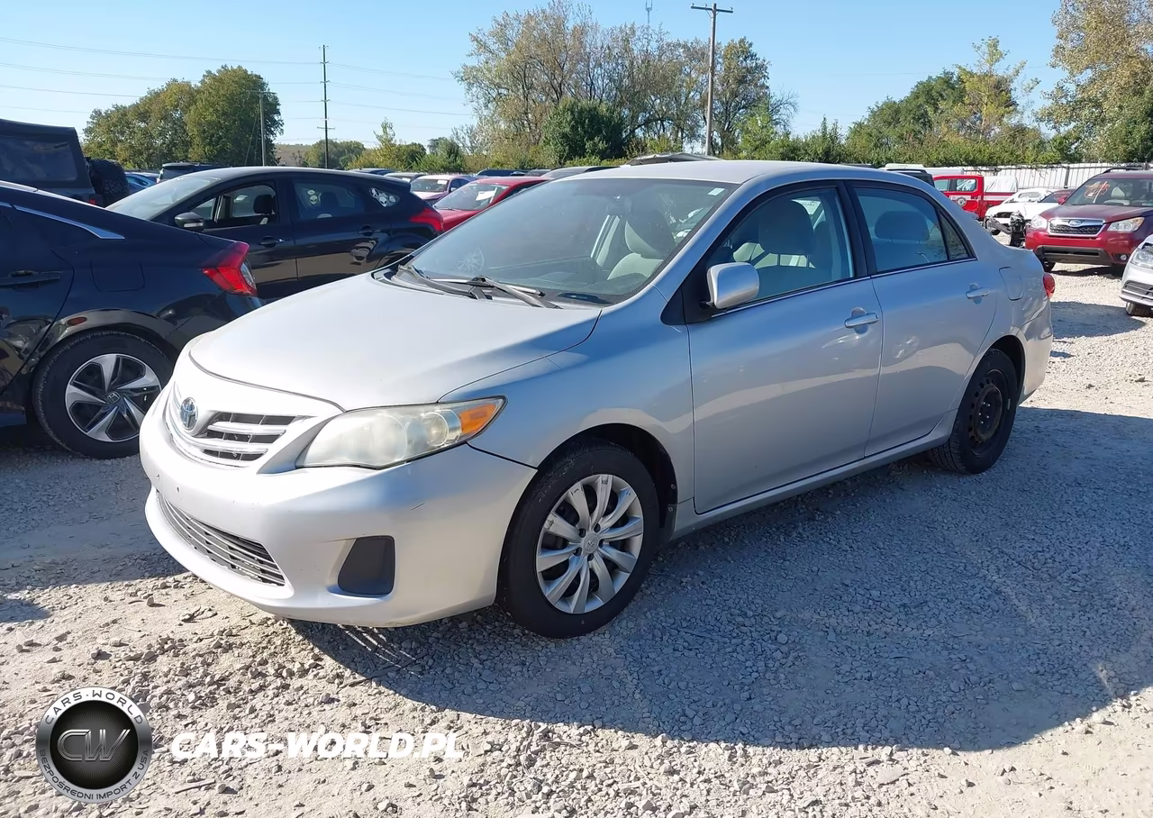 2013 Toyota Corolla Le VIN:2T1BU4EE5DC961178 - 2