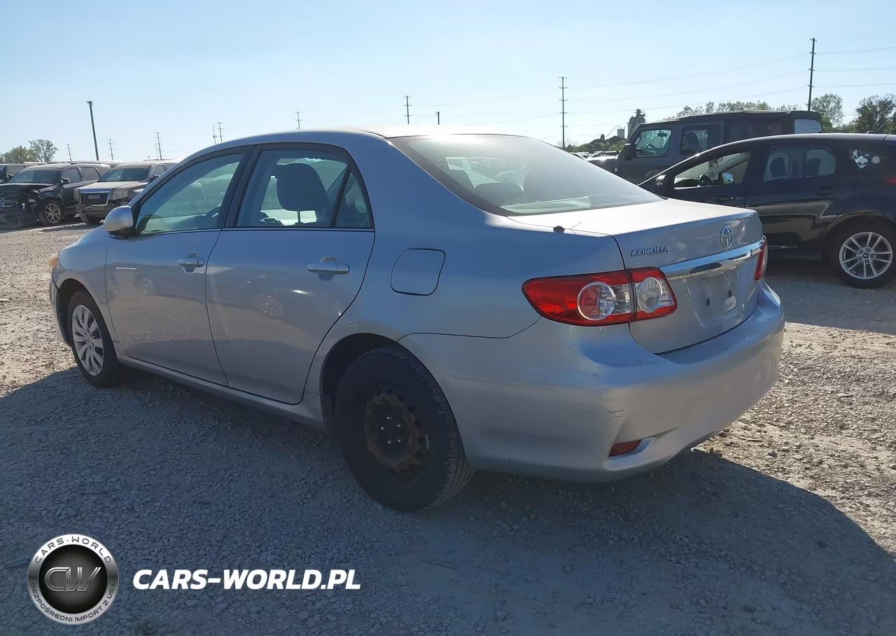 2013 Toyota Corolla Le VIN:2T1BU4EE5DC961178 - 3