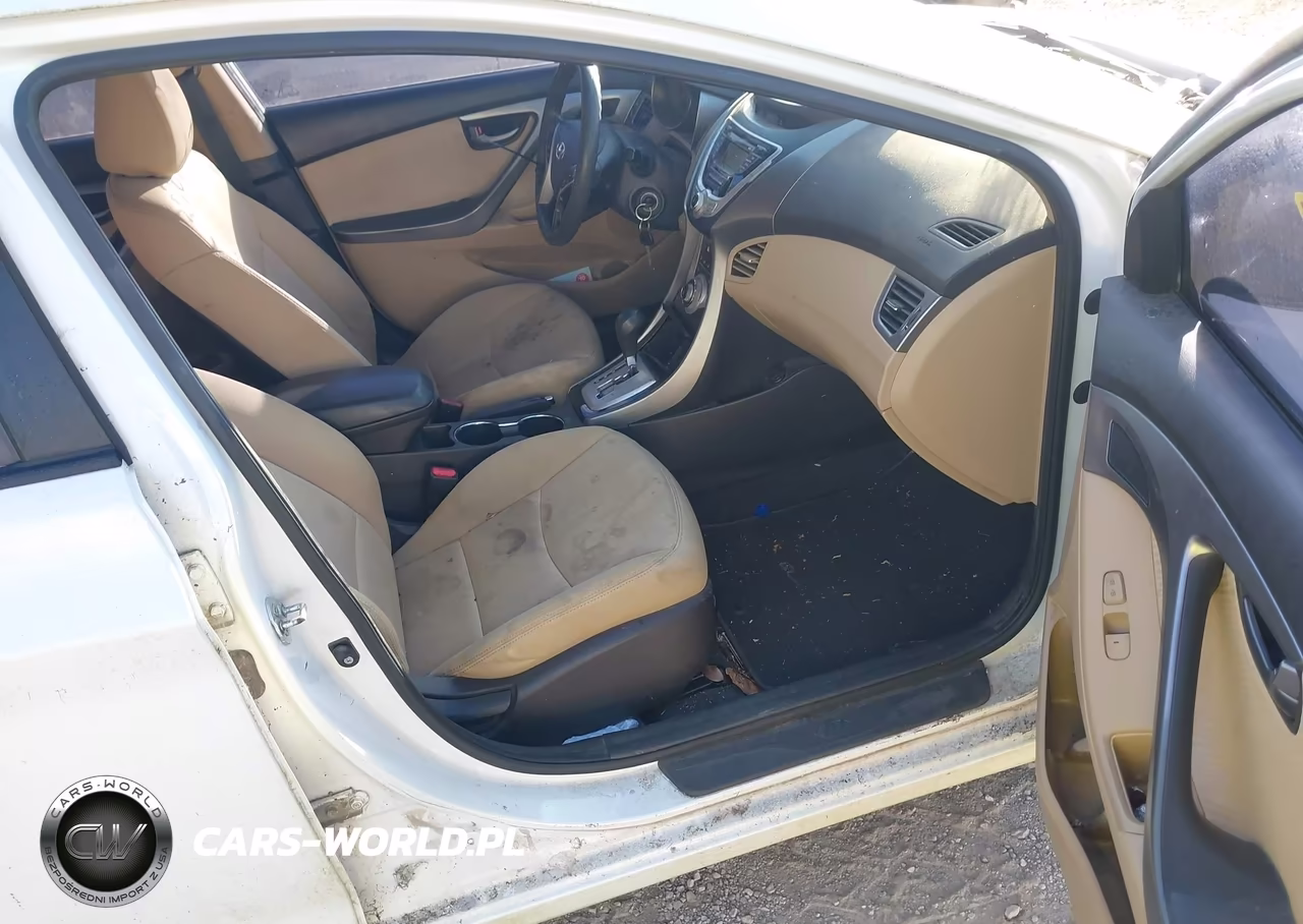 2012 Hyundai Elantra Gls VIN:5NPDH4AE7CH062918 - 5